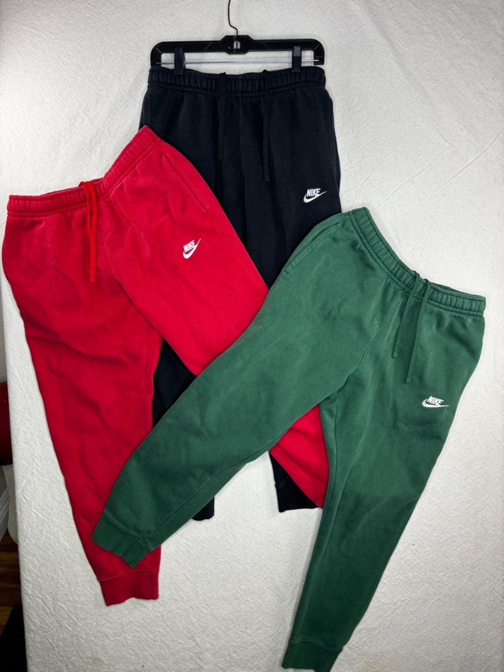 Nike men’s medium sweatpants